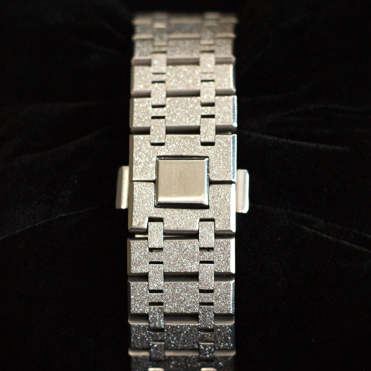 FROSTED ROYAL OAK SILVER ARABIC DIAL